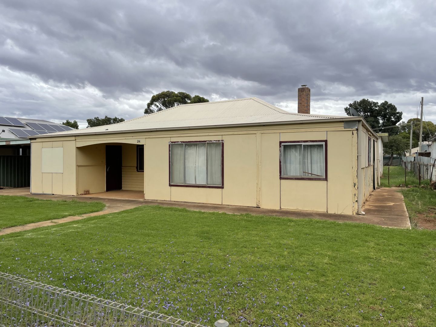 24 Stipa Street, Goolgowi NSW 2652, Image 1