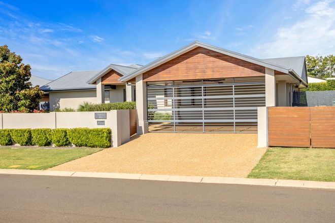 Picture of 26 Hinchliffe Drive, KEARNEYS SPRING QLD 4350
