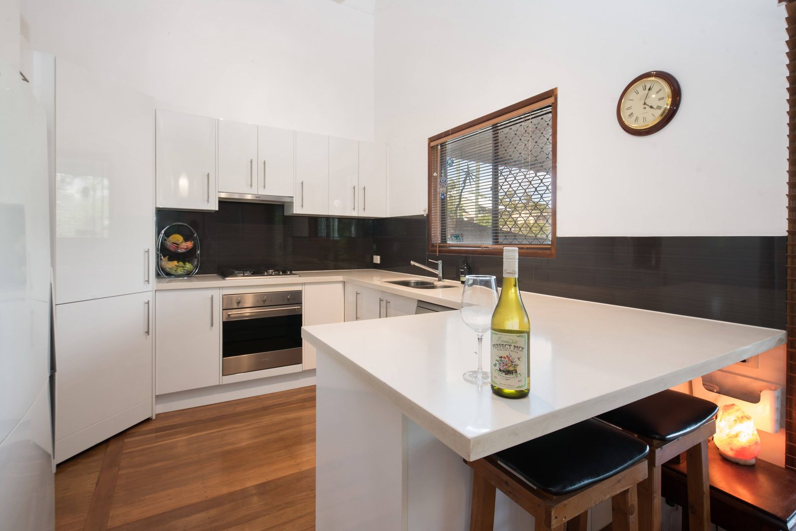 93 Olearia Street West, Everton Hills QLD 4053, Image 2