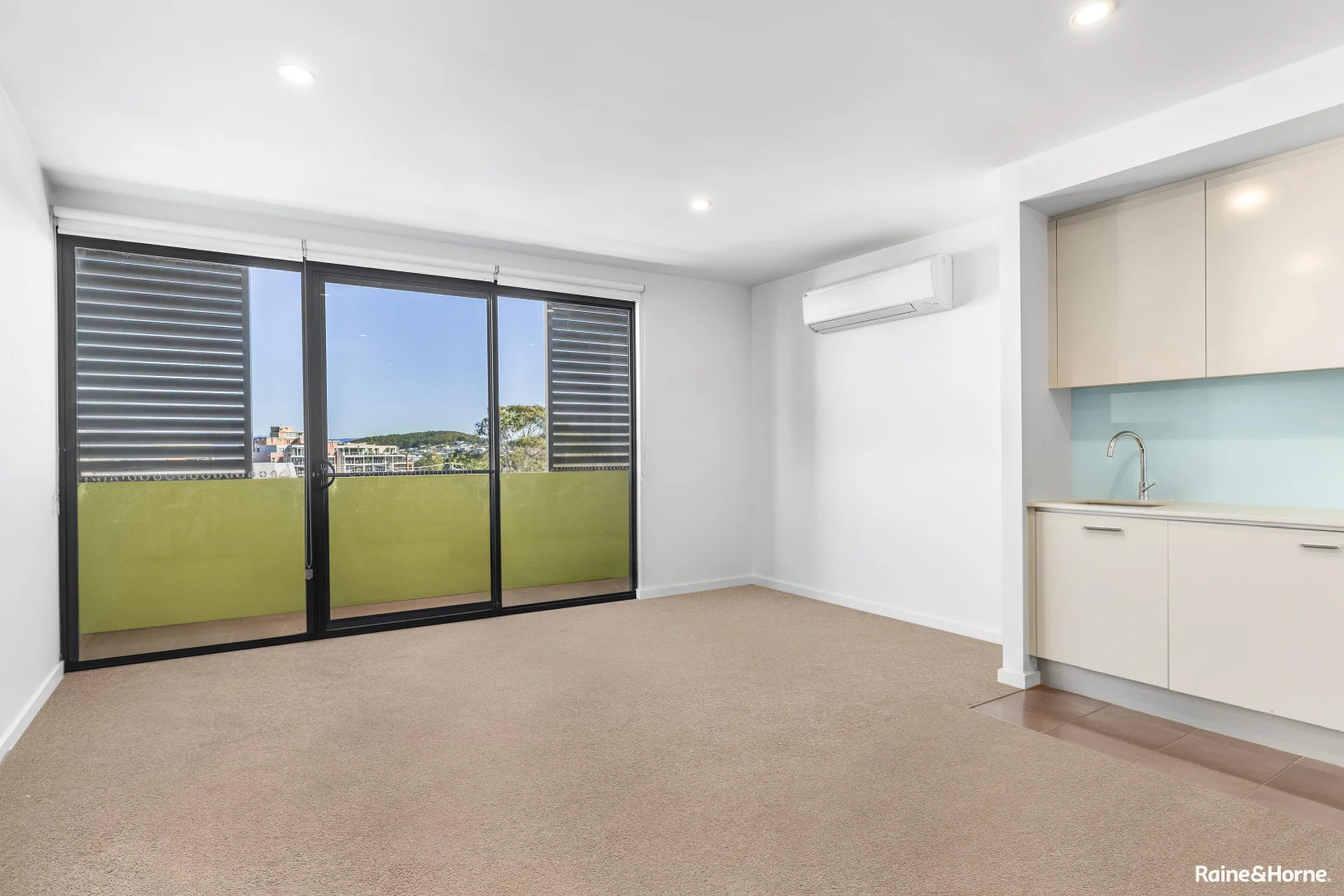 Additional image 10 of 303/571 Pacific Highway, Belmont NSW 2280