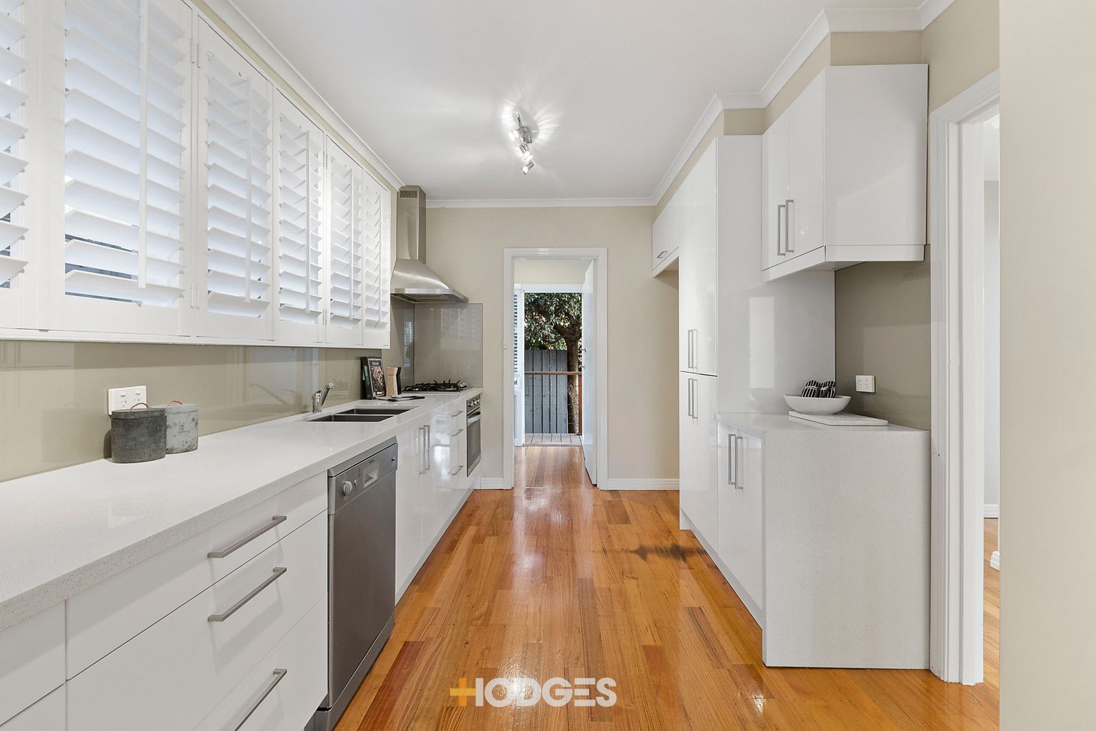 20 Gordon Crescent, Black Rock VIC 3193, Image 2