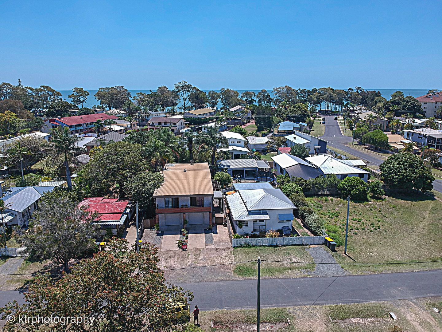 16 Ocean Street, Torquay QLD 4655, Image 1