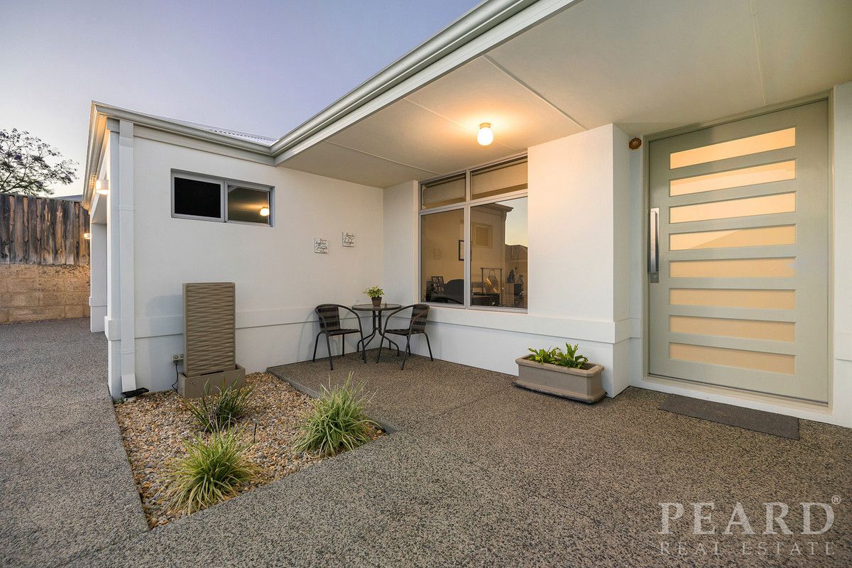 9 Badminton Cross, The Vines WA 6069, Image 1