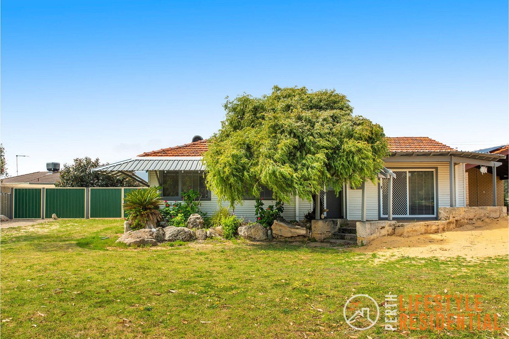 7 Dhu Street, Guilderton WA 6041, Image 0