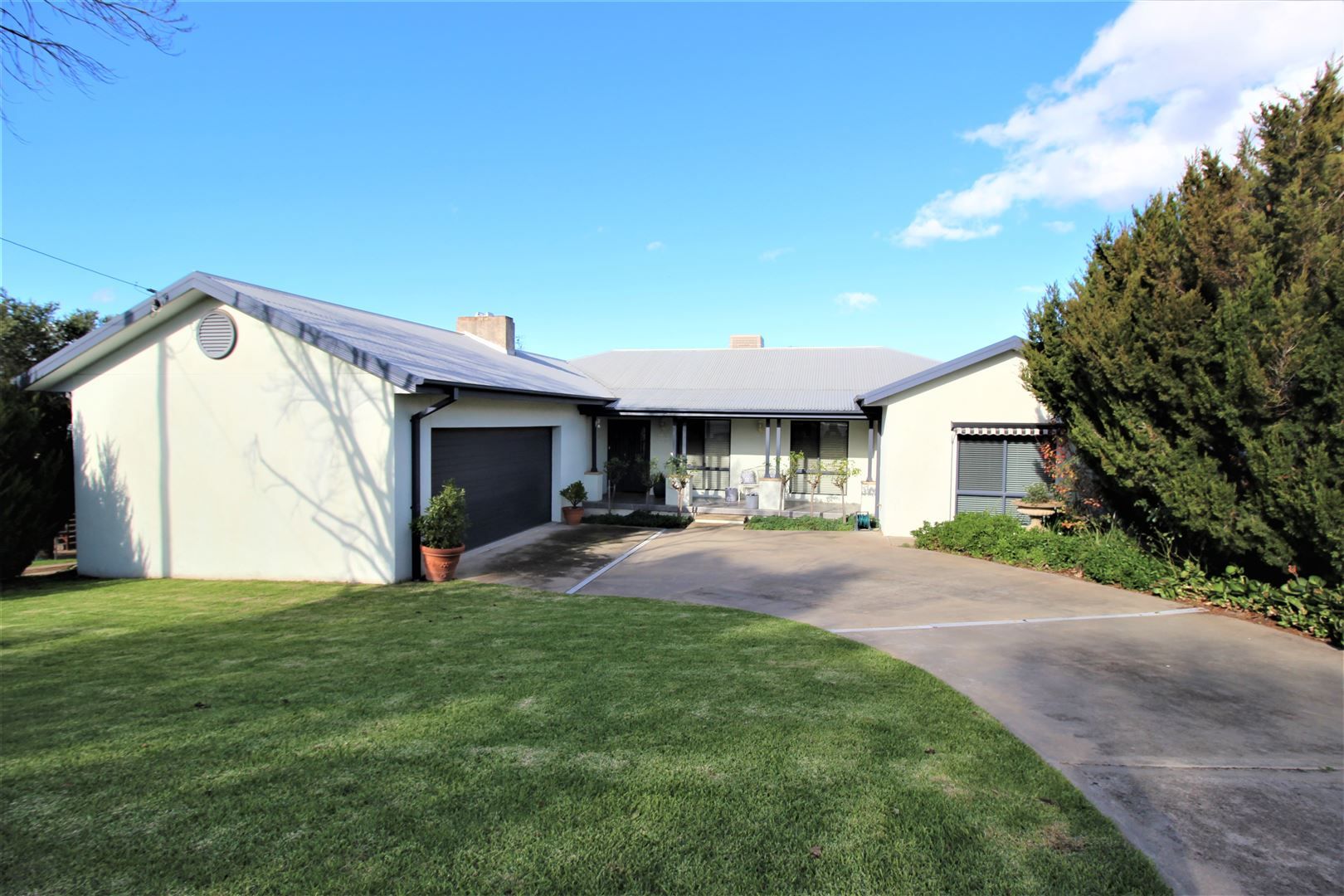 44 John Street, Cootamundra NSW 2590, Image 0