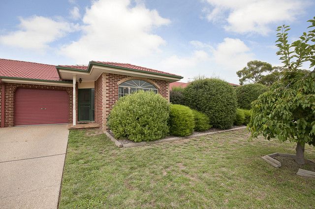 2/20 Kenny Place, Queanbeyan NSW 2620, Image 0