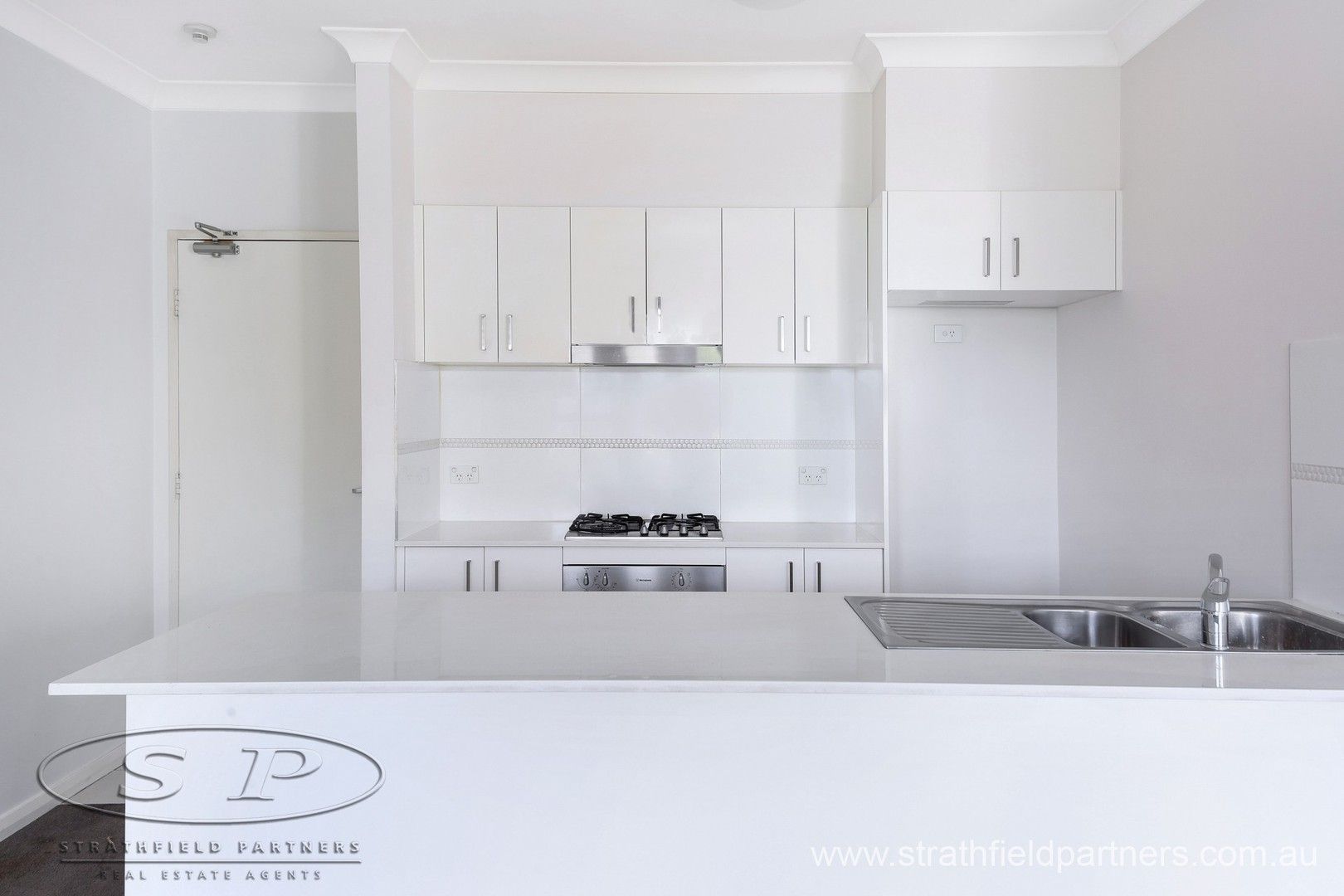 2 bedrooms Apartment / Unit / Flat in 302/38-40 MacArthur Street PARRAMATTA NSW, 2150