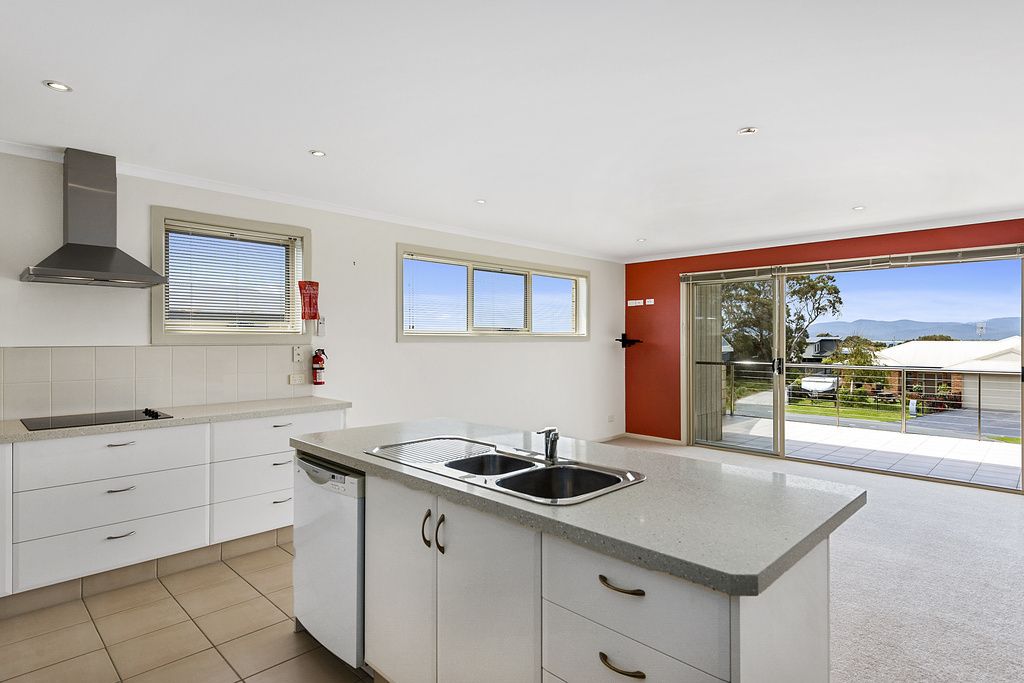 1/26 Chardonnay Drive, Hawley Beach TAS 7307, Image 1