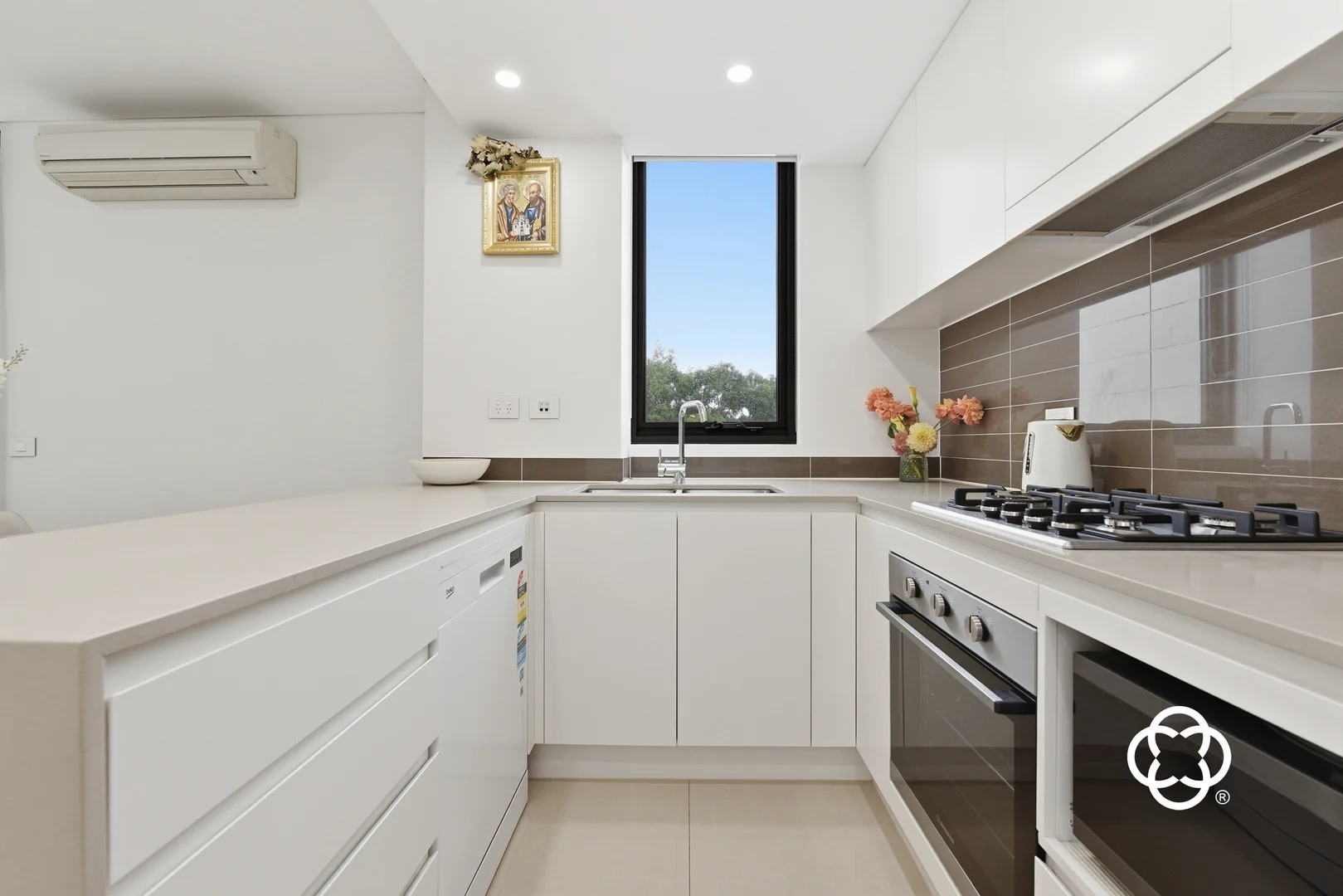 Additional image 4 of 401/25 Hill Road, Wentworth Point NSW 2127