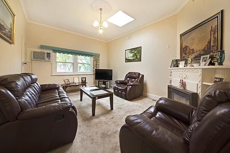 25 Turner Avenue, GLEN HUNTLY VIC 3163, Image 1