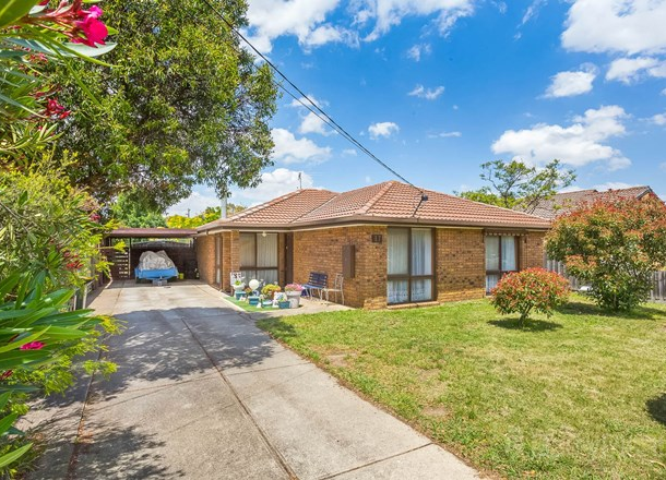 17 Mccomb Street, Sunbury VIC 3429