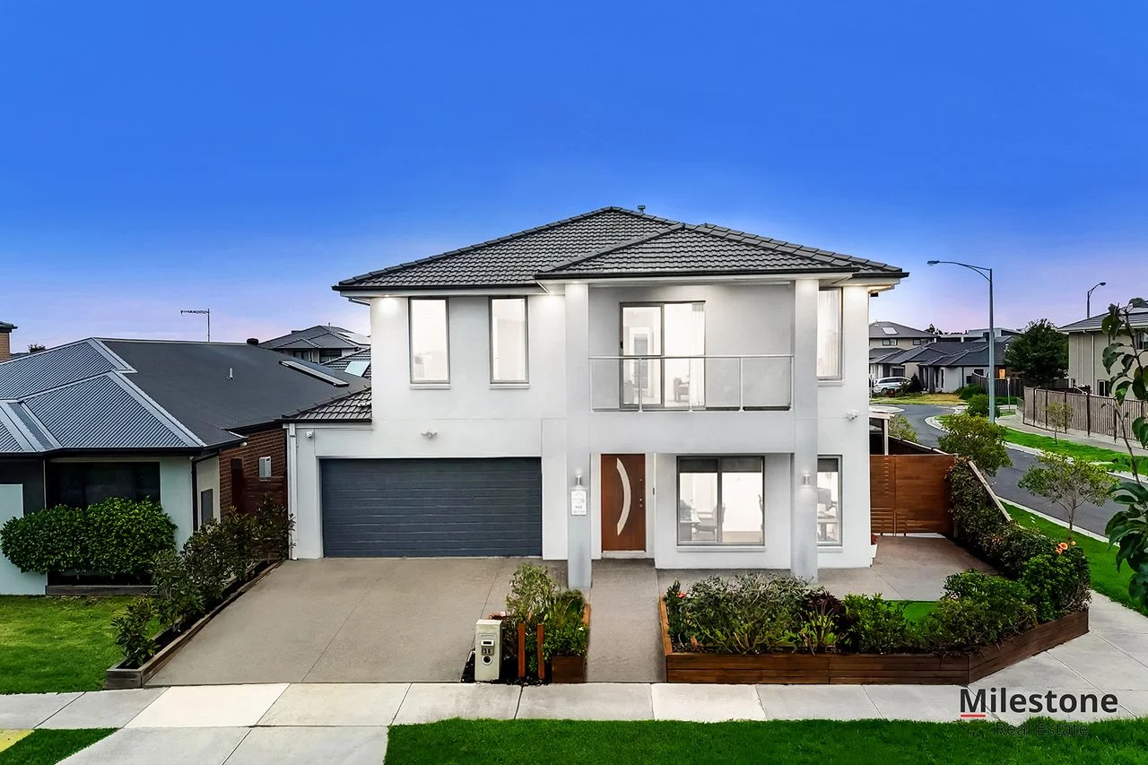 36 Bales Road, Cranbourne East VIC 3977