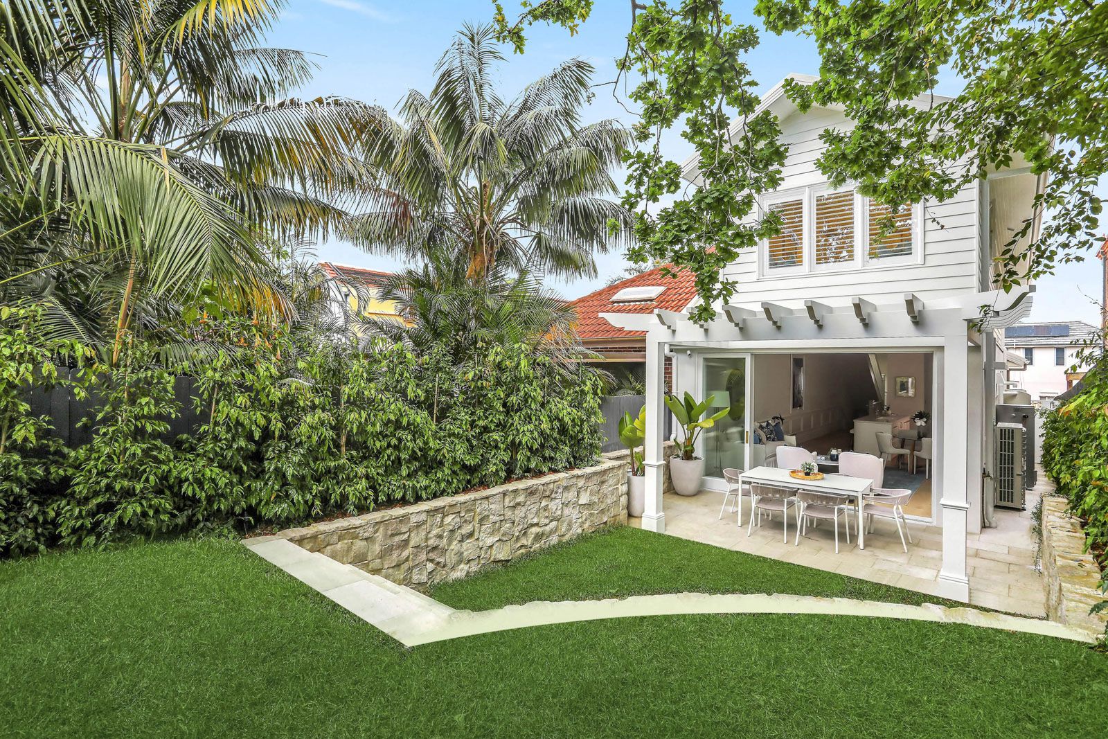 4 bedrooms House in 67 Reina Street NORTH BONDI NSW, 2026