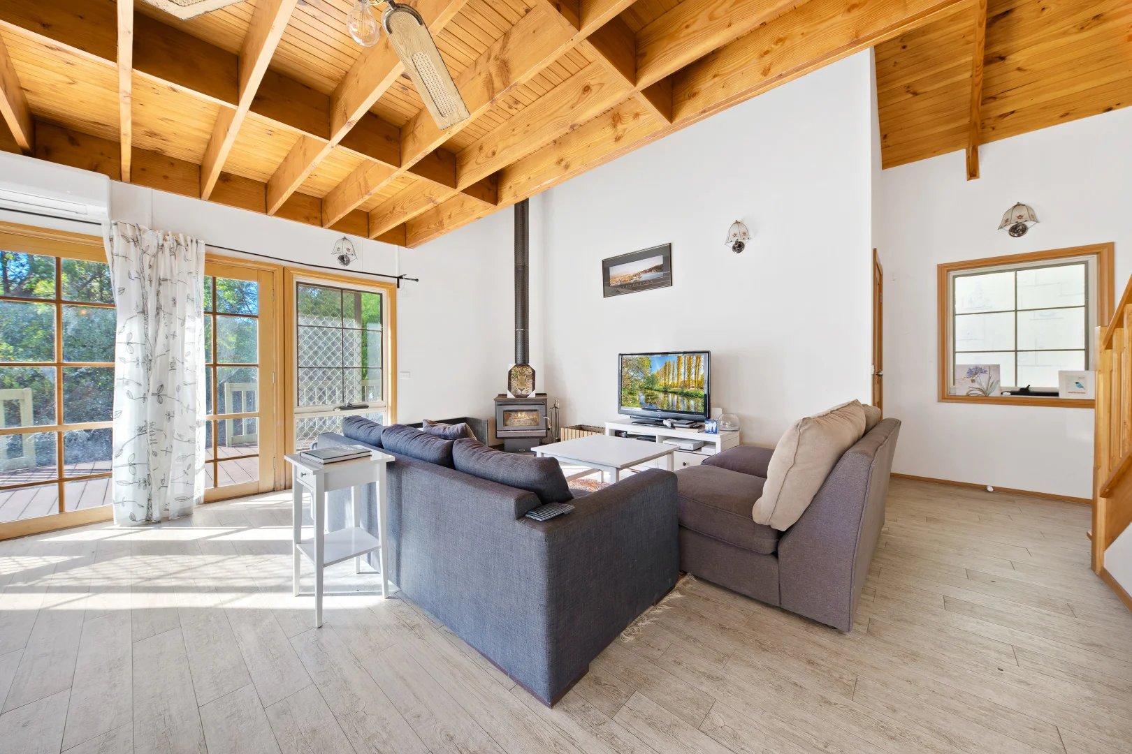 Additional image 3 of 1 Halinka Court, Bright VIC 3741