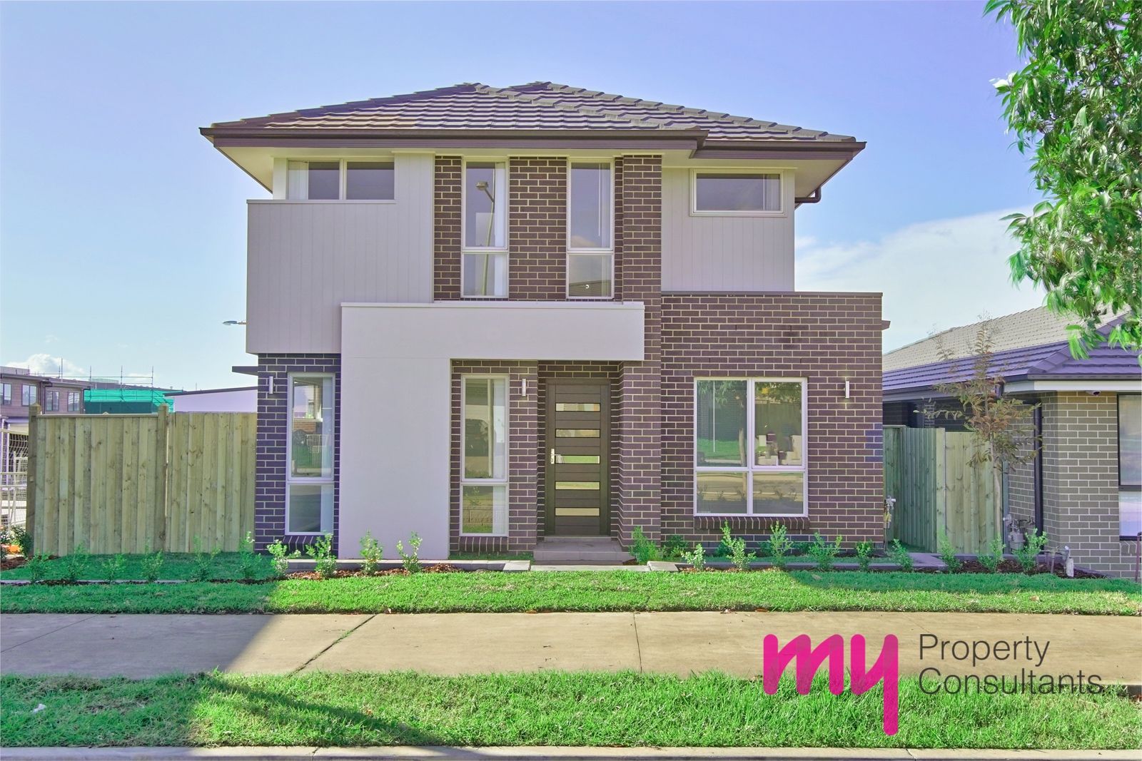 372 South Circuit, Oran Park NSW 2570, Image 0