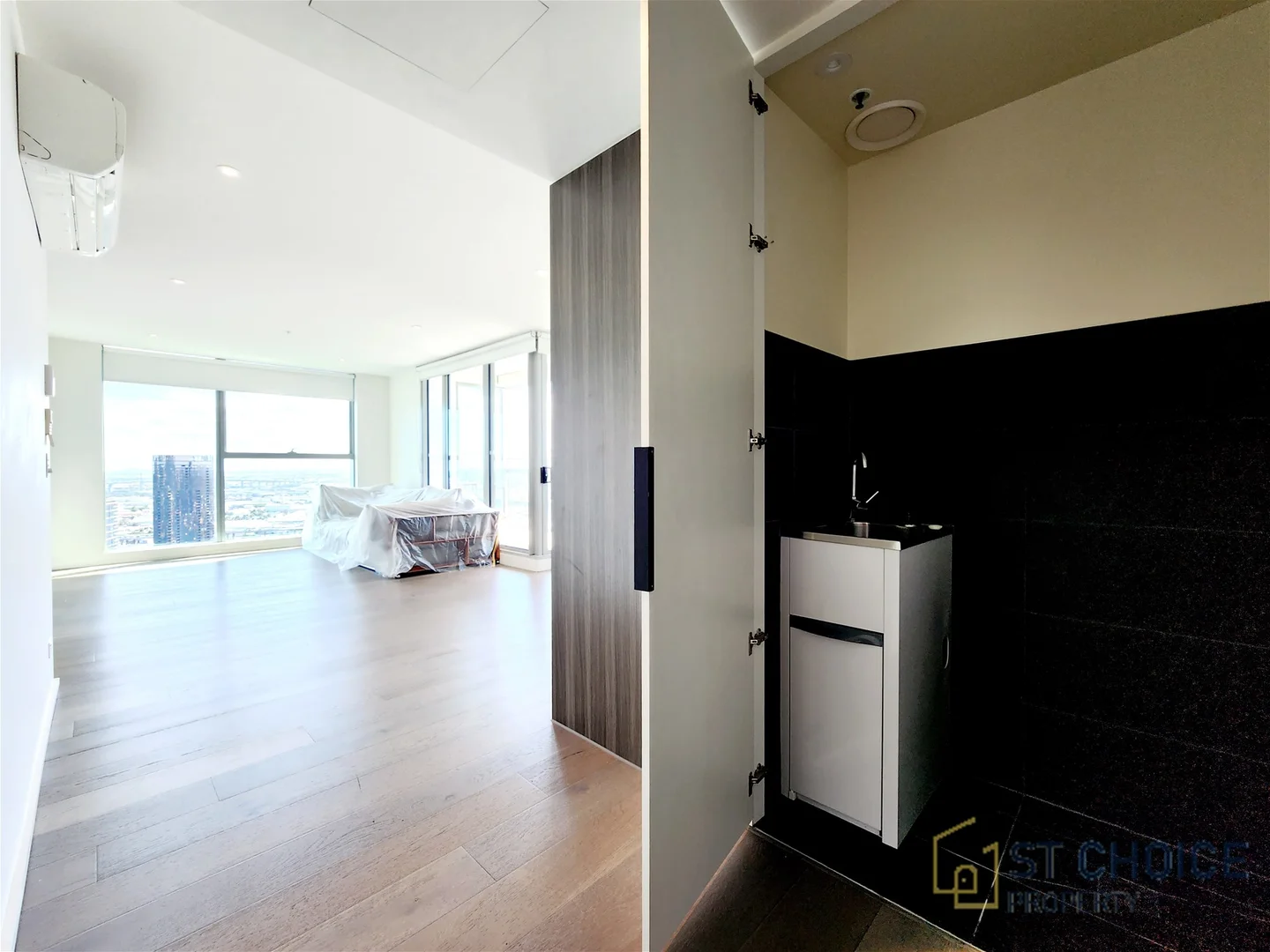 Additional image 3 of 3908/888 Collins Street, Docklands VIC 3008