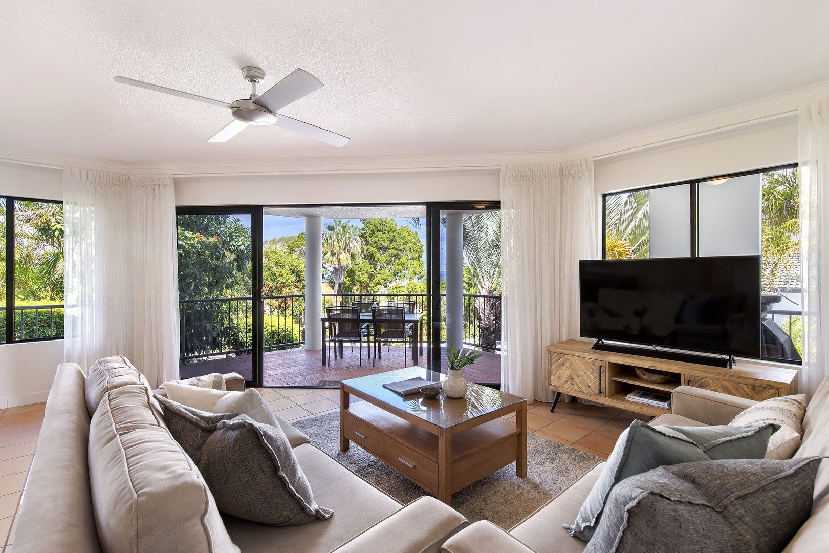 6/13-17 Viewland Drive, Noosa Heads QLD 4567, Image 2