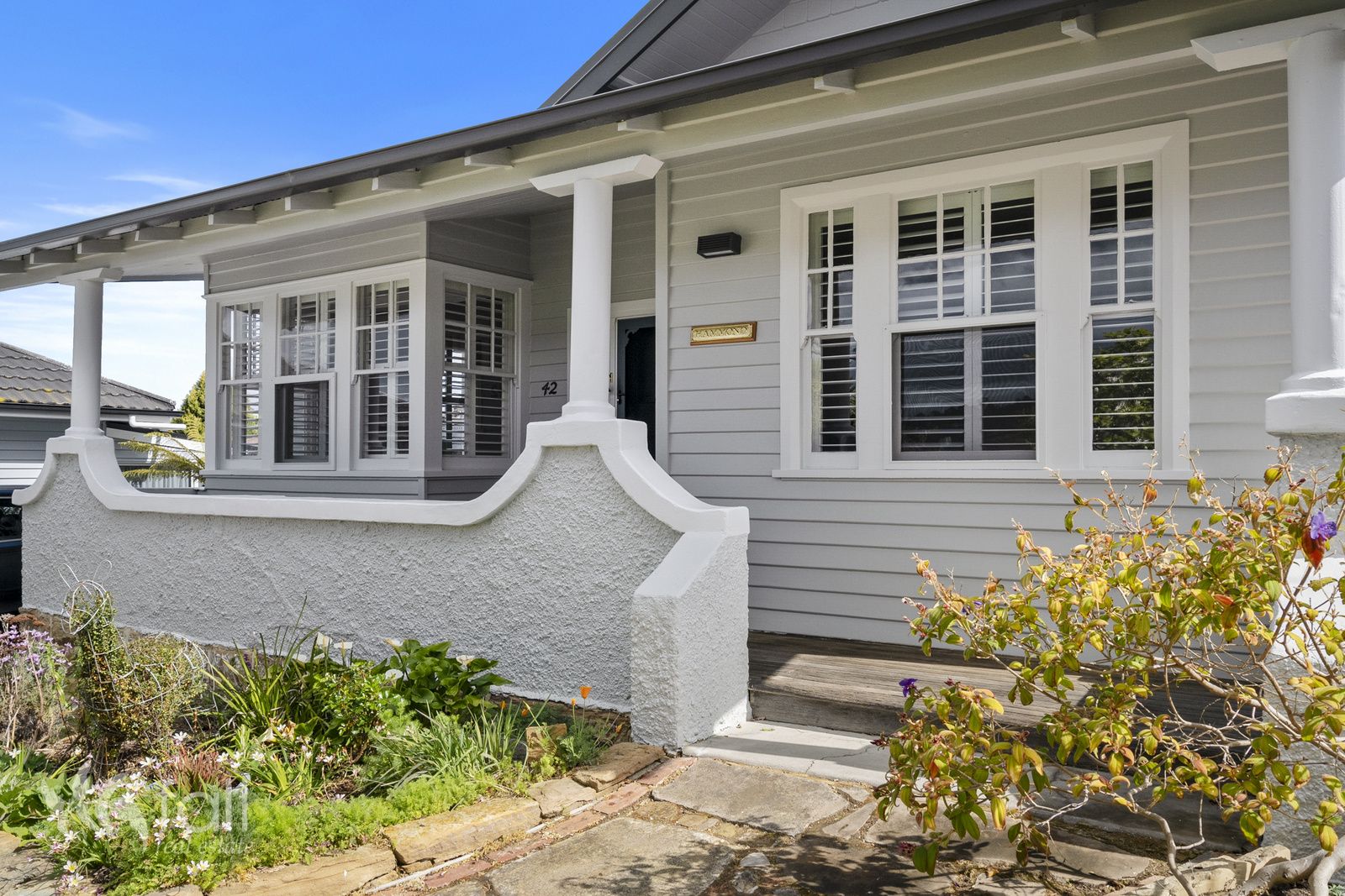 42 Wellington Road, Lindisfarne TAS 7015, Image 2