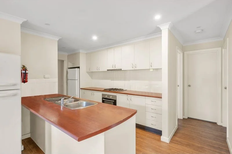 Additional image 4 of 3/11 Thwaites Cl, Highton VIC 3216