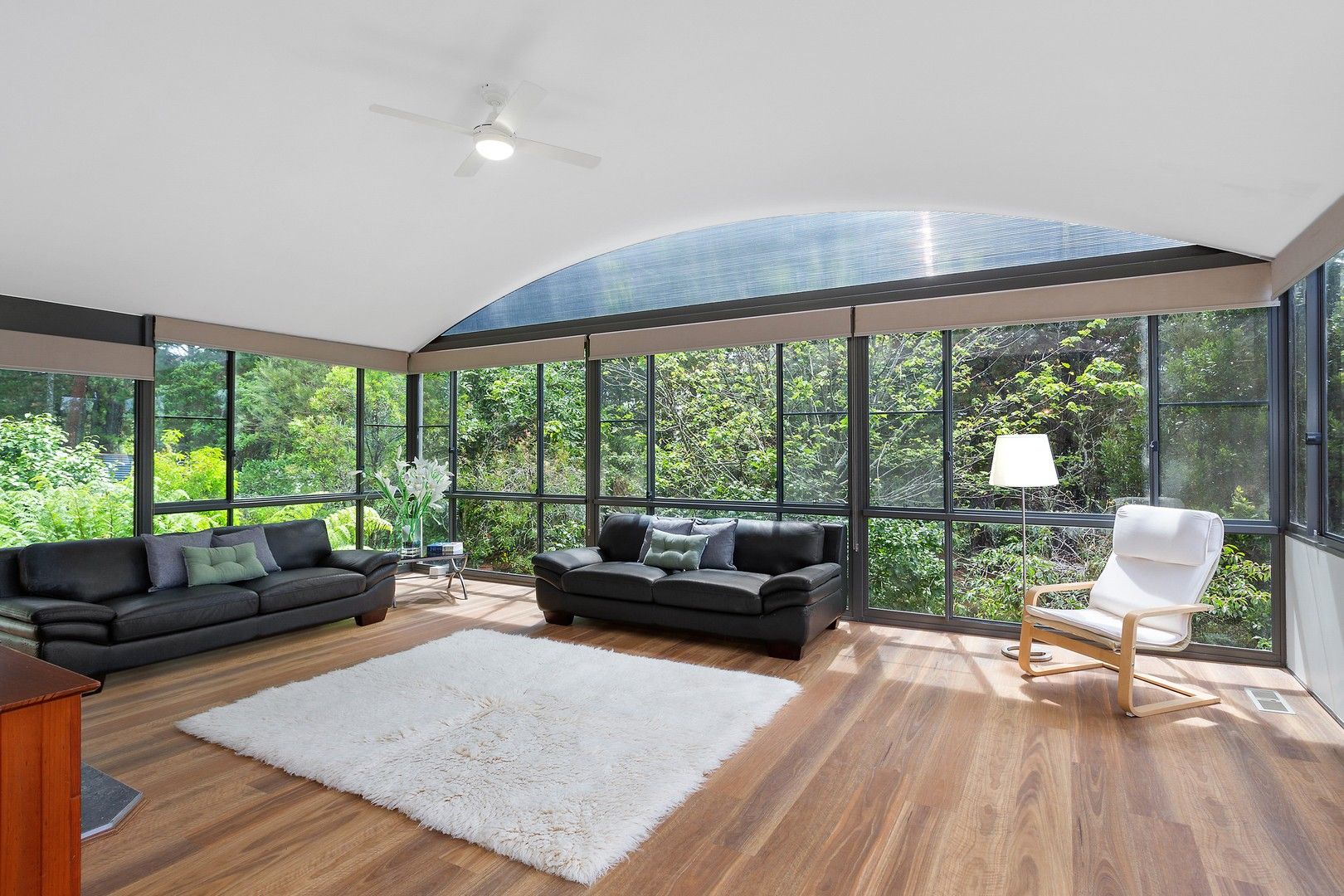 4 bedrooms House in 2 Queen Elizabeth Drive WENTWORTH FALLS NSW, 2782