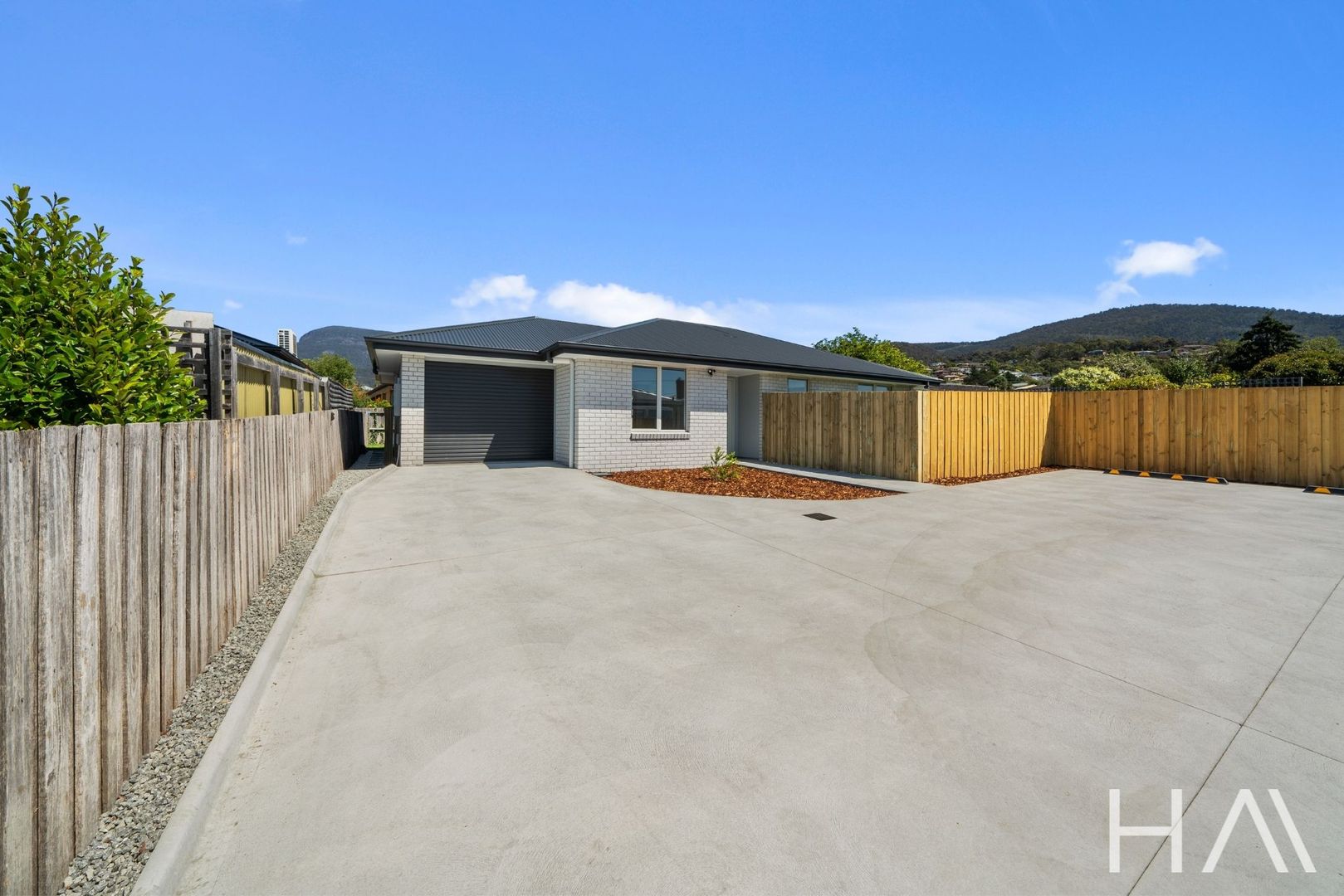 2/8 Kenbrae Avenue, Glenorchy TAS 7010, Image 2