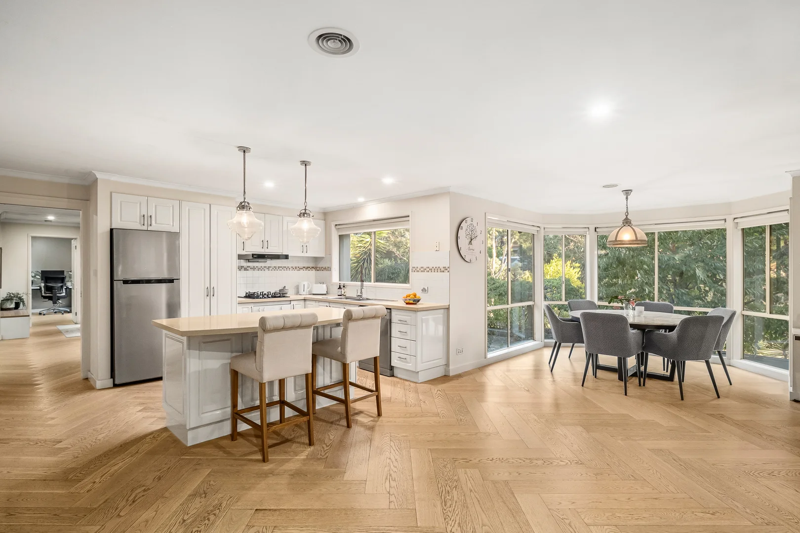 Additional image 5 of 1 Raymond Elliot Court, Park Orchards VIC 3114