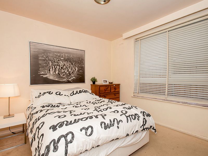 1-12/126 Glen Huntly Road, Elwood VIC 3184, Image 1