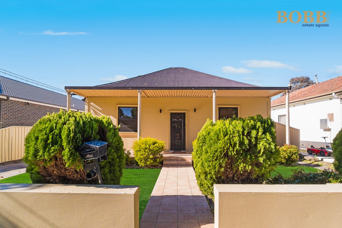 4 bedrooms House in 16 Rosemont Street PUNCHBOWL NSW, 2196
