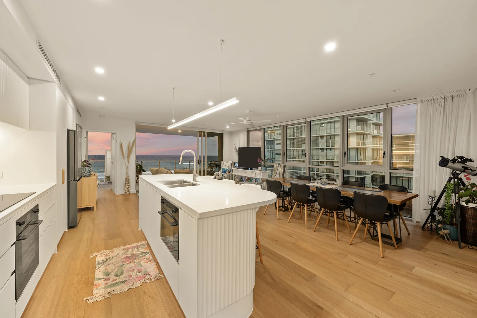 Additional image 8 of 602/4 Twenty First Avenue, Palm Beach QLD 4221