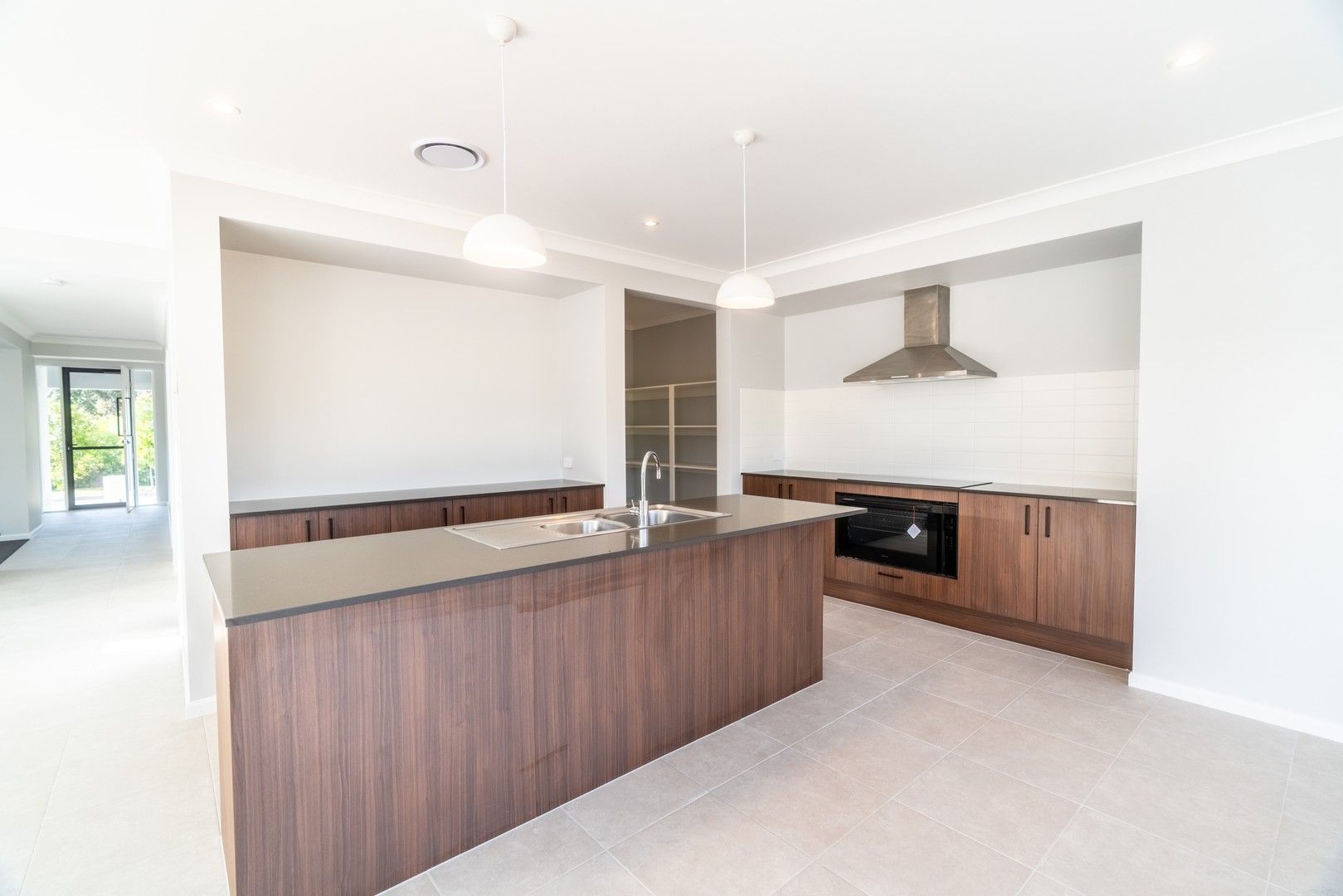 4 bedrooms House in 66 Alexandrina Street COOMERA QLD, 4209