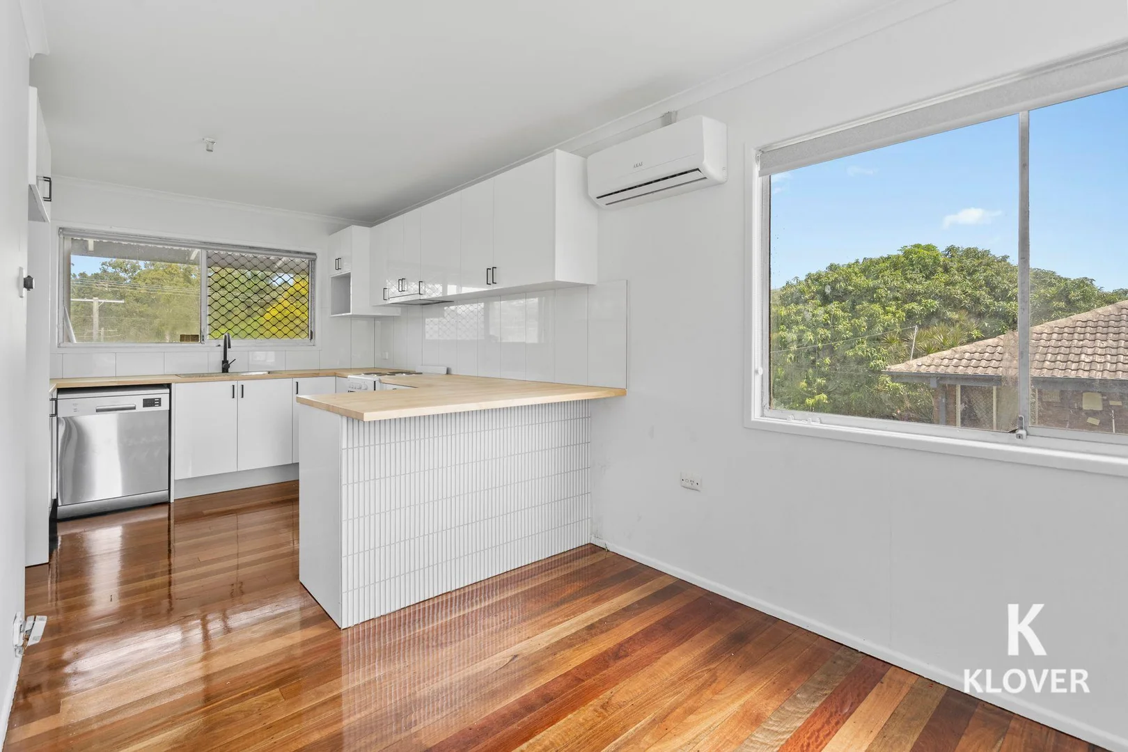 Additional image 4 of 104 Aquarius Drive, Kingston QLD 4114