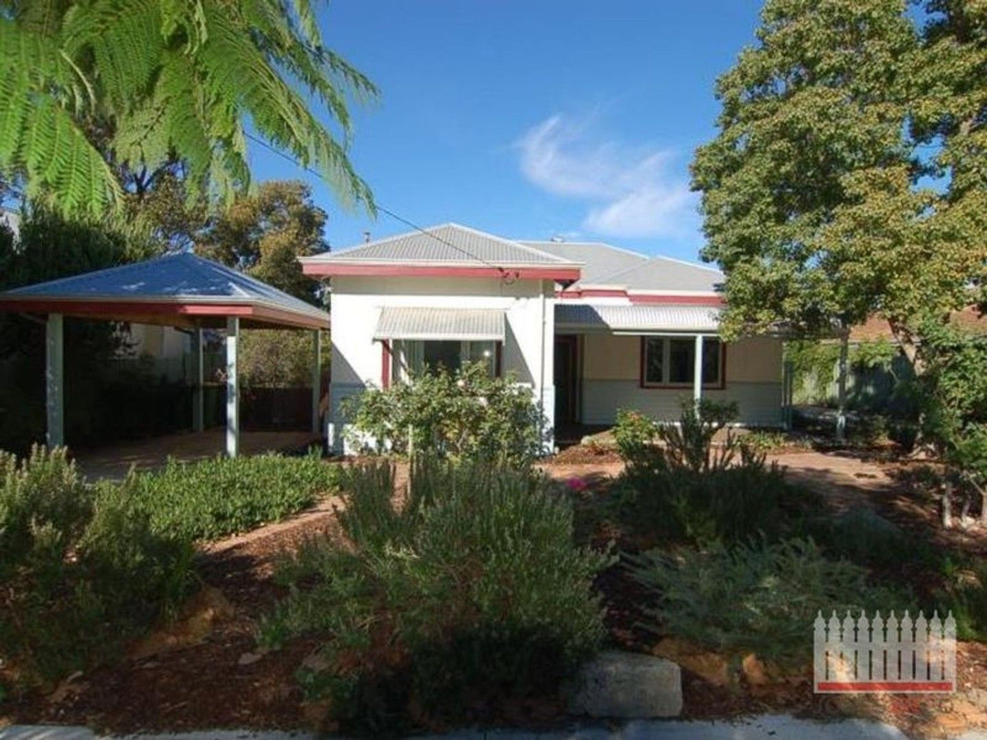 3 bedrooms House in 119 Old Perth Road BASSENDEAN WA, 6054