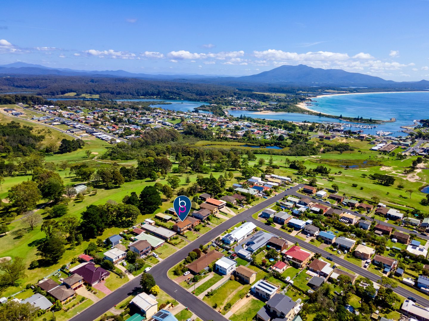 30 Mumbulla Street, Bermagui NSW 2546, Image 2