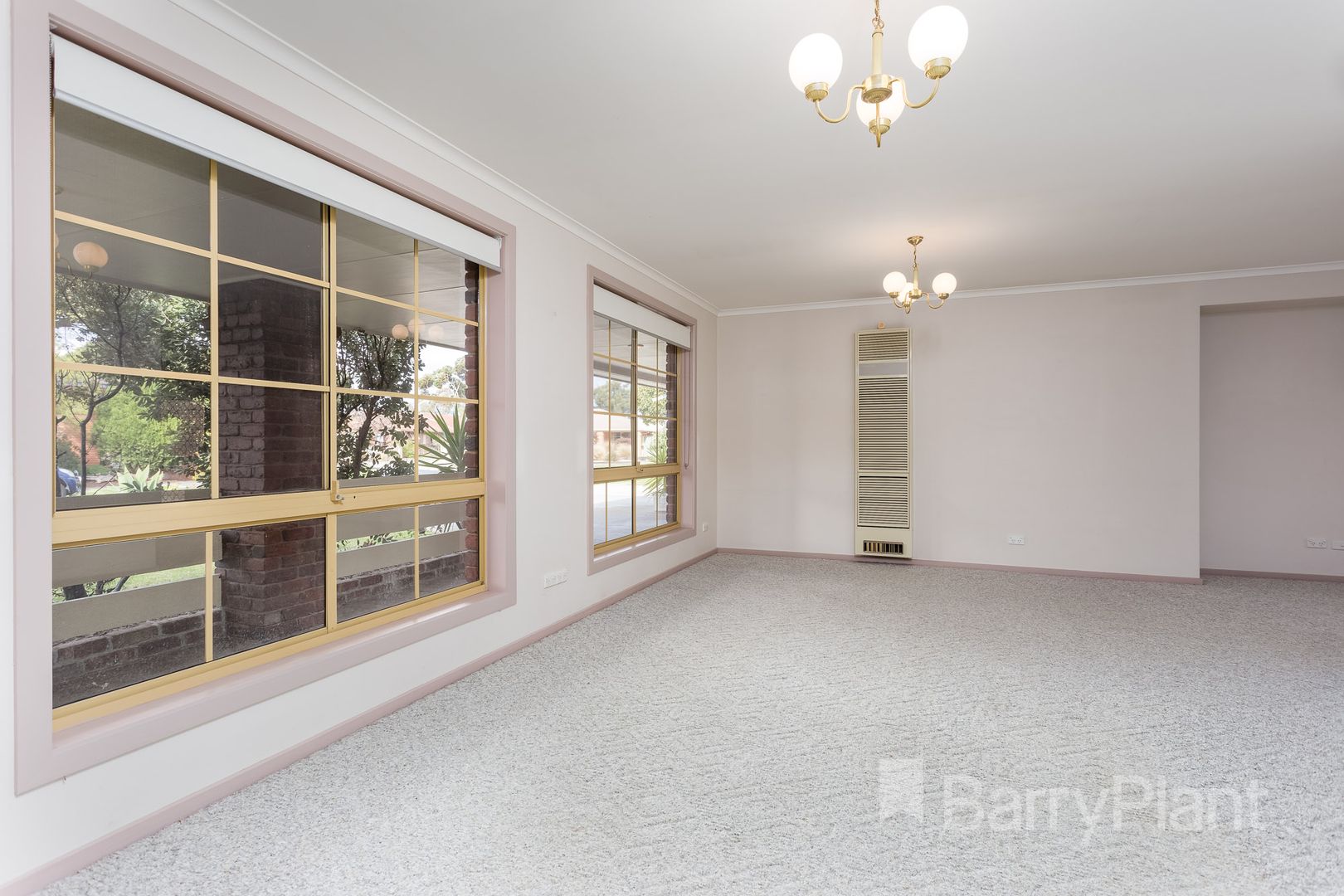 15 Kurrajong Drive, Altona Meadows VIC 3028, Image 1