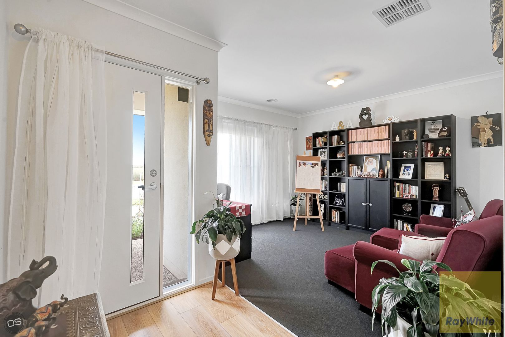 35 Trooper Drive, Aintree VIC 3336 House For Rent 440 Domain