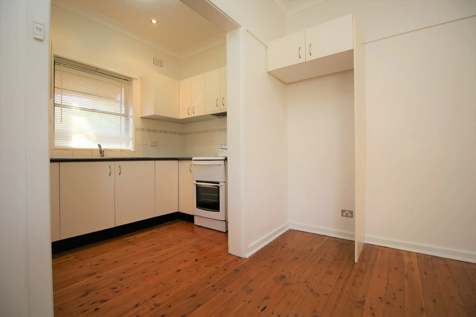 78 Hannans Road, Riverwood NSW 2210