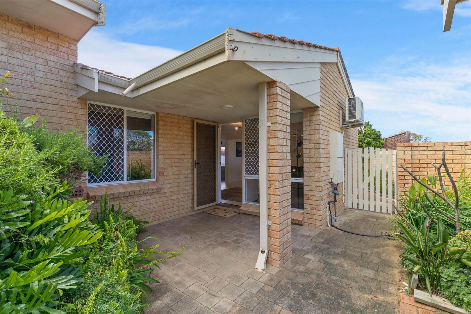 3 bedrooms Apartment / Unit / Flat in 3/67 Millcrest Street SCARBOROUGH WA, 6019
