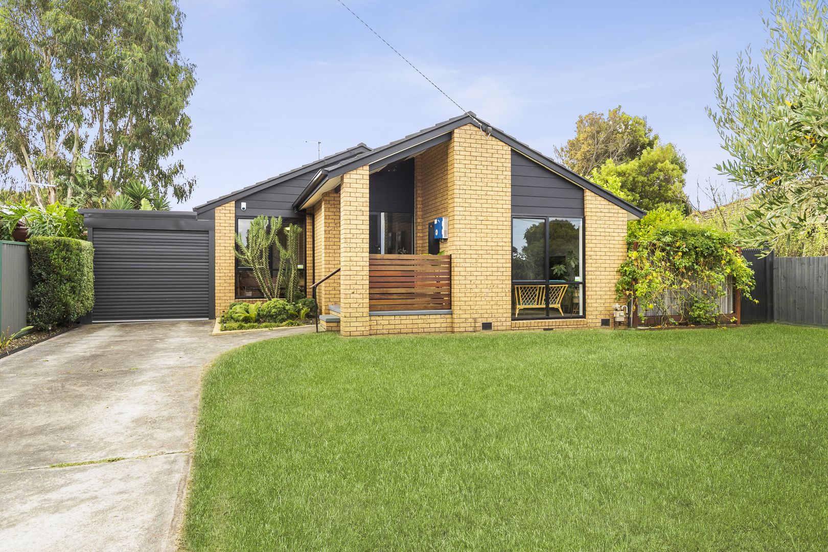 51 Hickey Street, Whittington Property History & Address Research