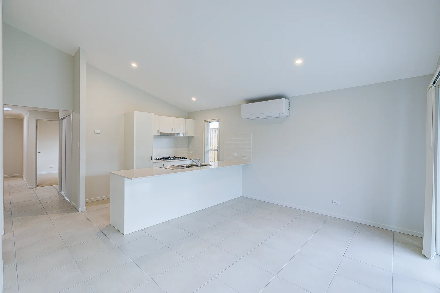 Additional image 2 of 31 Barnyard Drive, Park Ridge QLD 4125