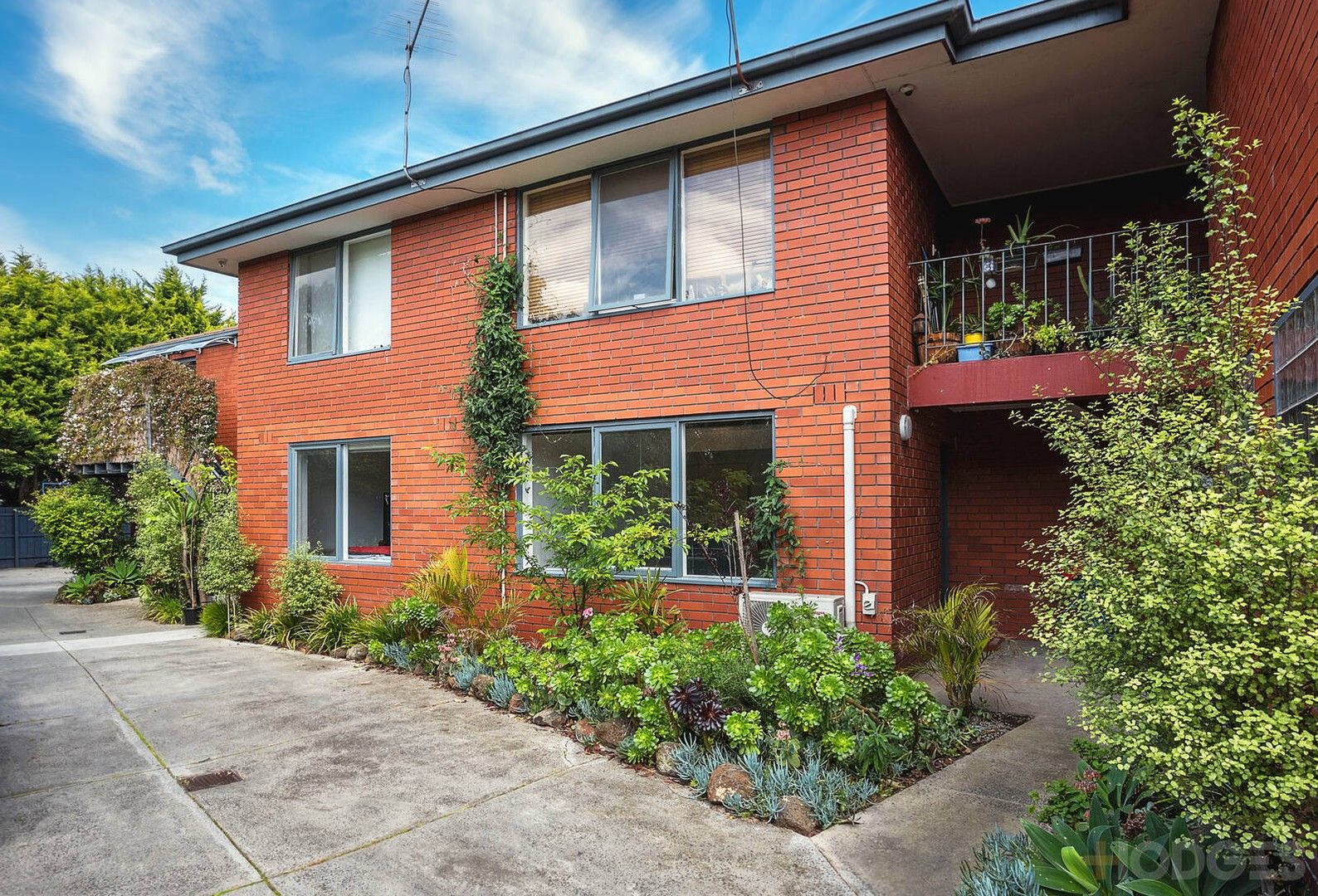2 bedrooms Apartment / Unit / Flat in 2/224 Nepean Highway PARKDALE VIC, 3195
