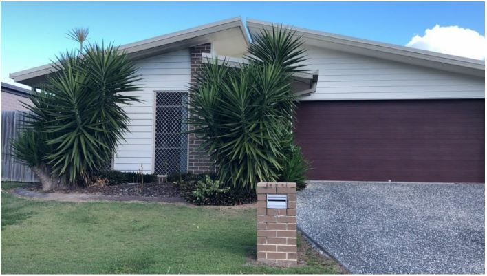 4 bedrooms House in 22 Feather Court MORAYFIELD QLD, 4506