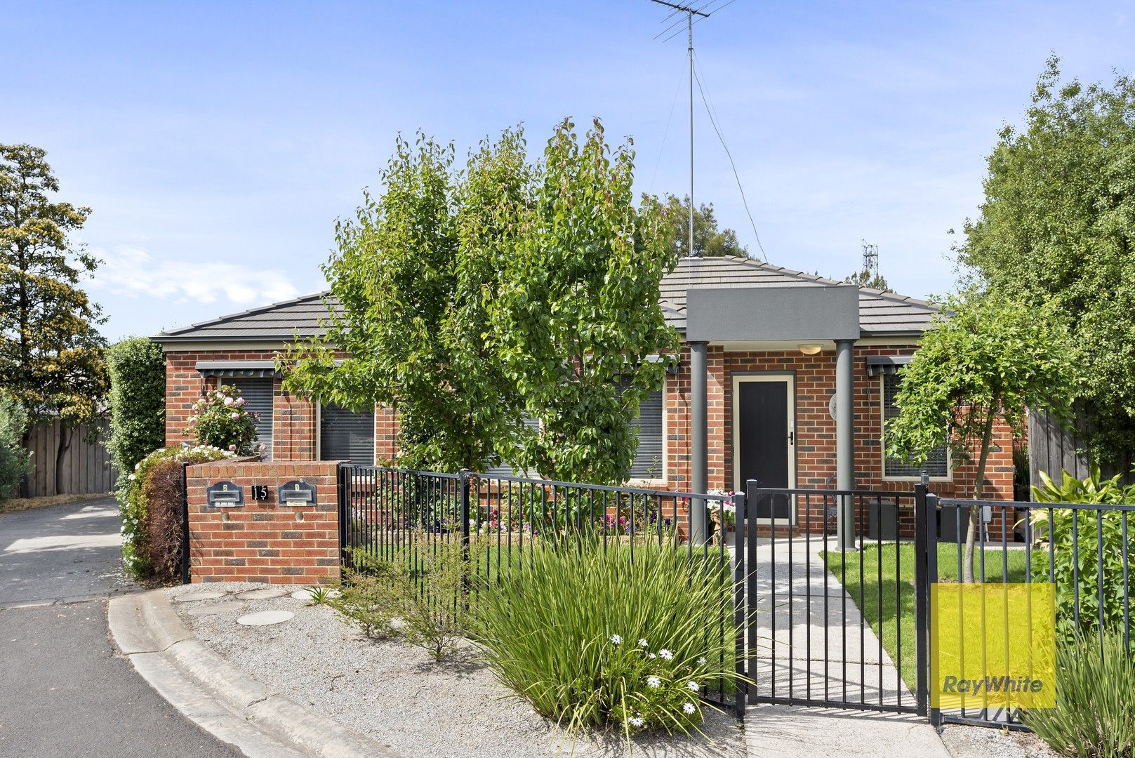 1/15 Arbour Grove, Belmont VIC 3216, Image 0