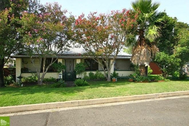 Picture of 5 Adelaide Place, SHELLHARBOUR NSW 2529