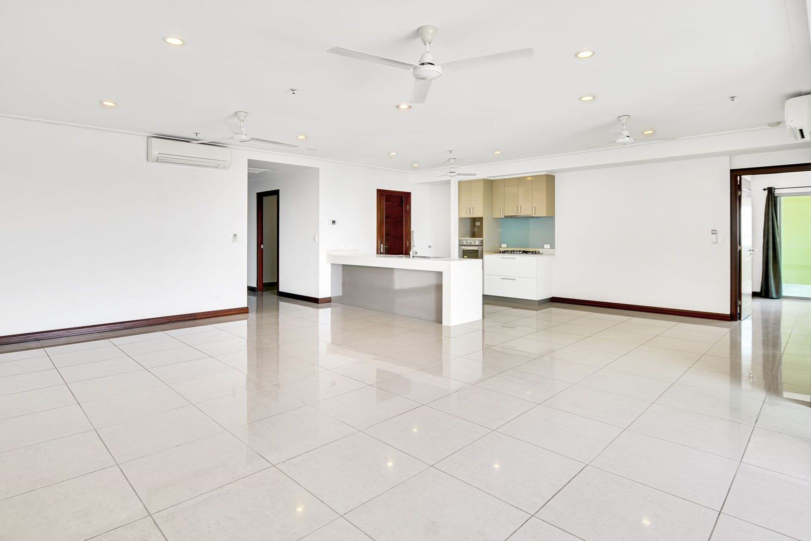 33/29 Woods Street, Darwin City NT 0800, Image 2