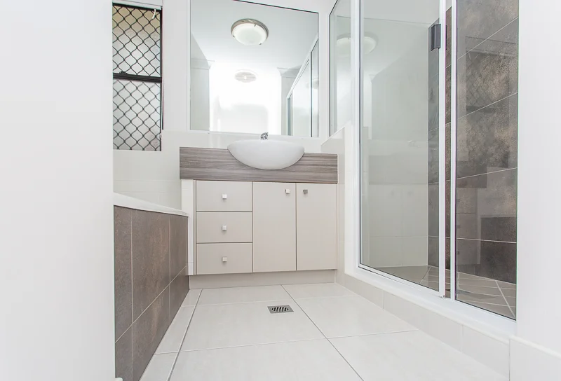 Additional image 9 of 16 Raylene Street, Mount Pleasant QLD 4740