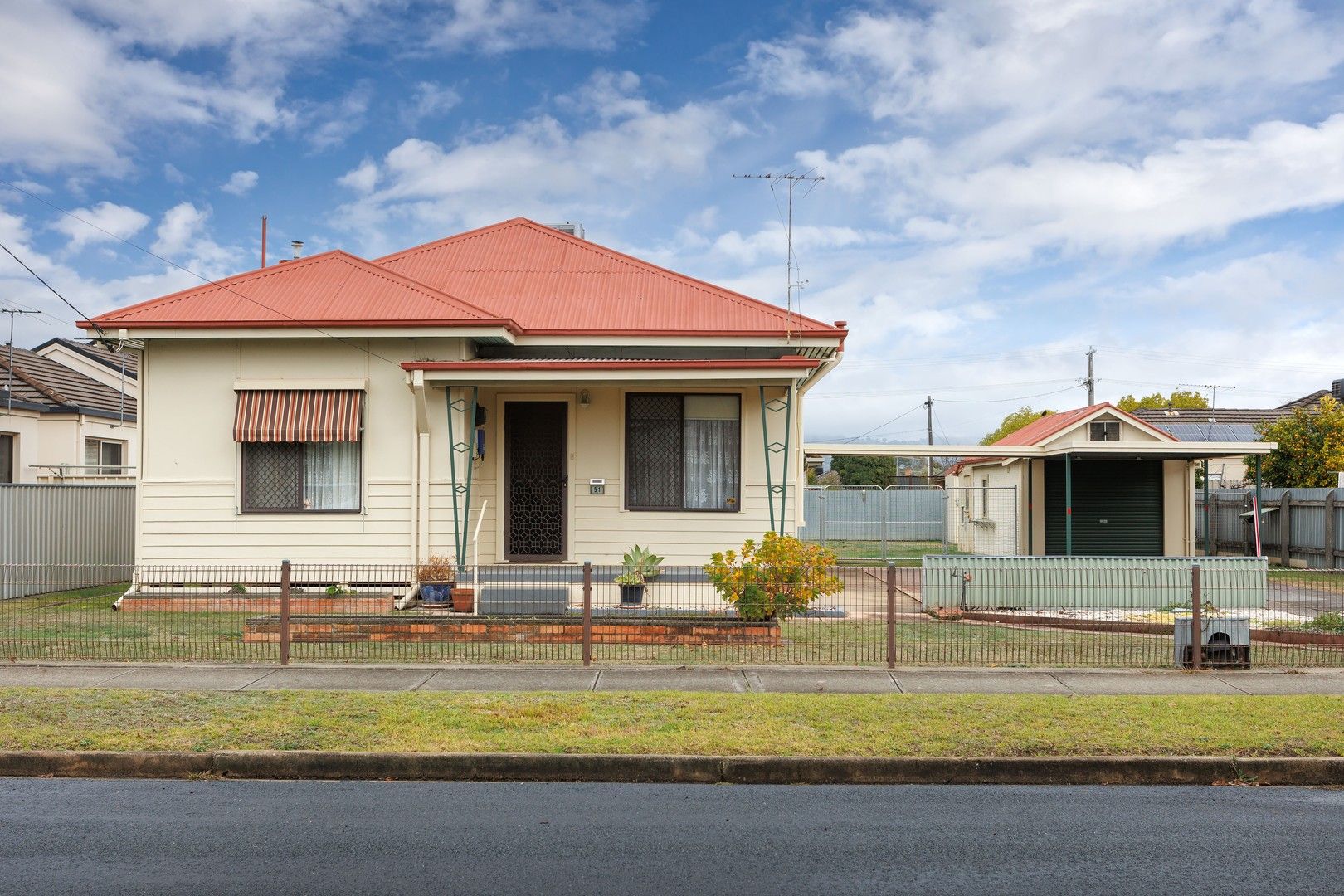 2 bedrooms House in 51 William Street WODONGA VIC, 3690