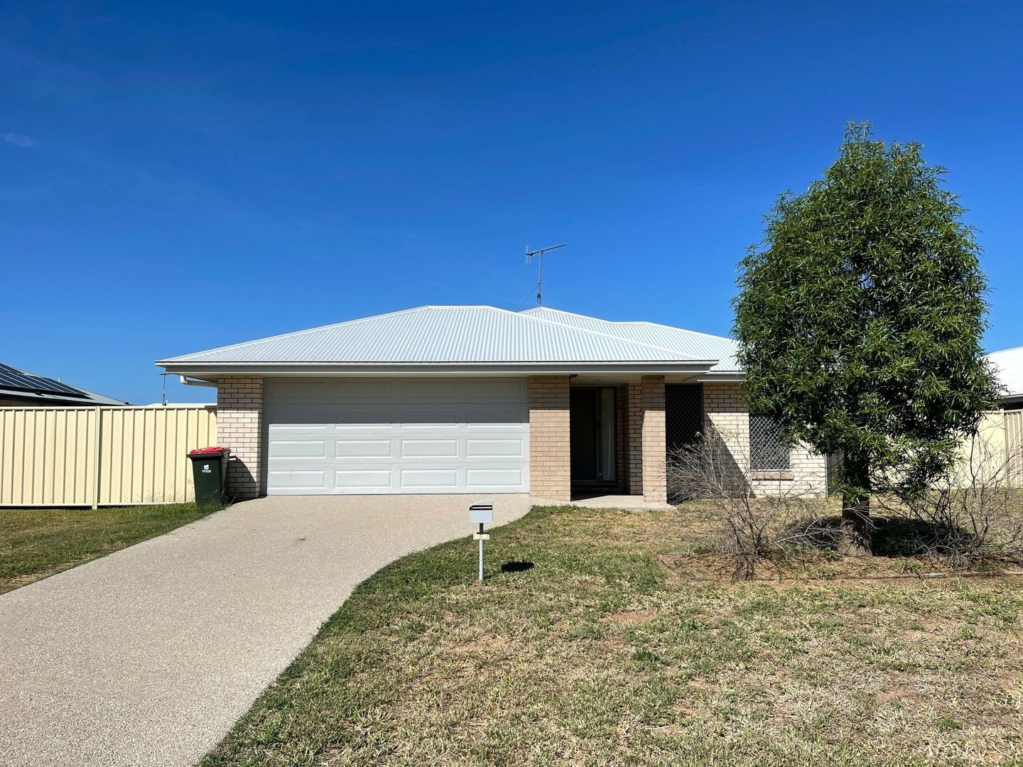 23 Austin Crescent, Moura QLD 4718, Image 0