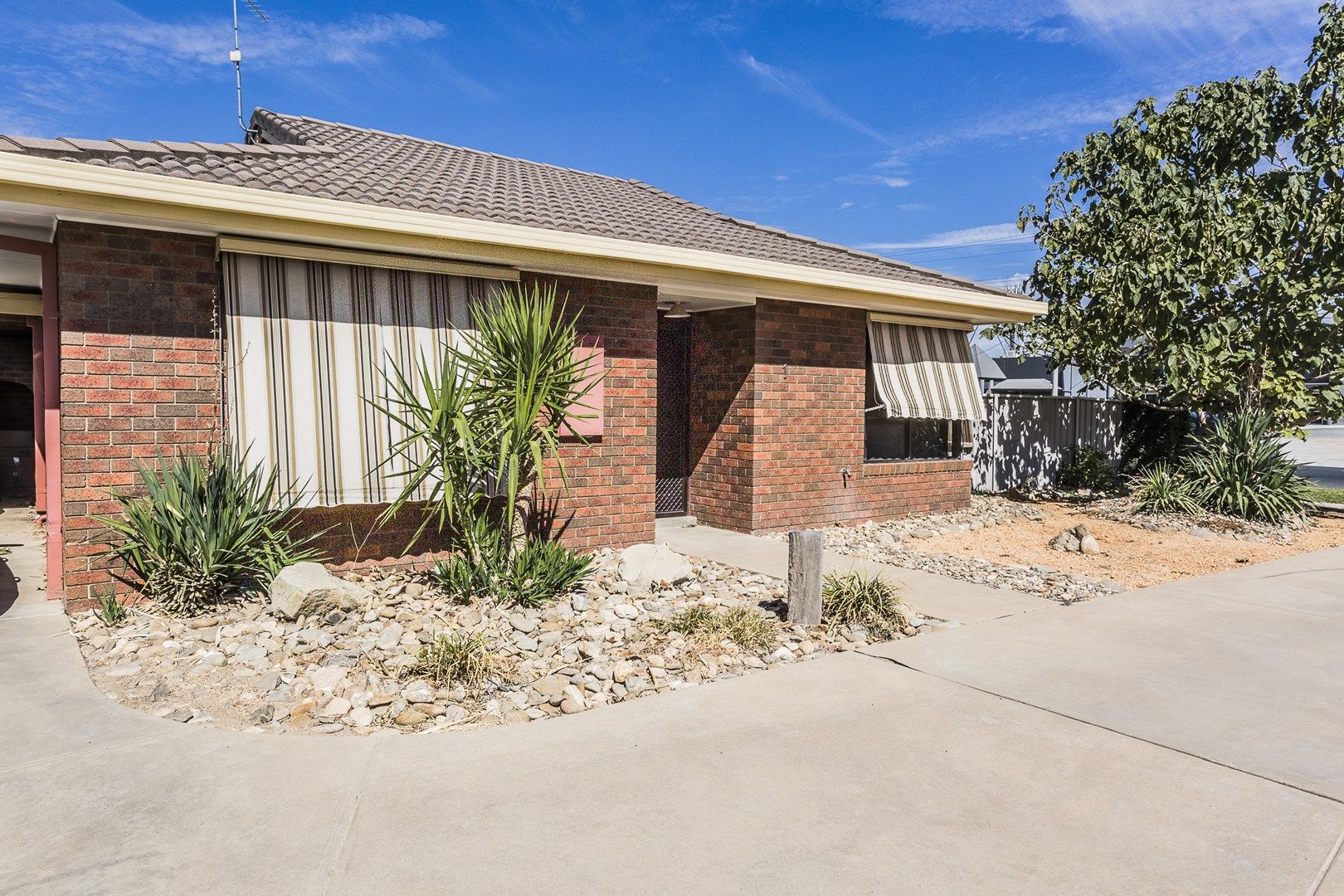 1/118 Sturt Street, Echuca VIC 3564, Image 0