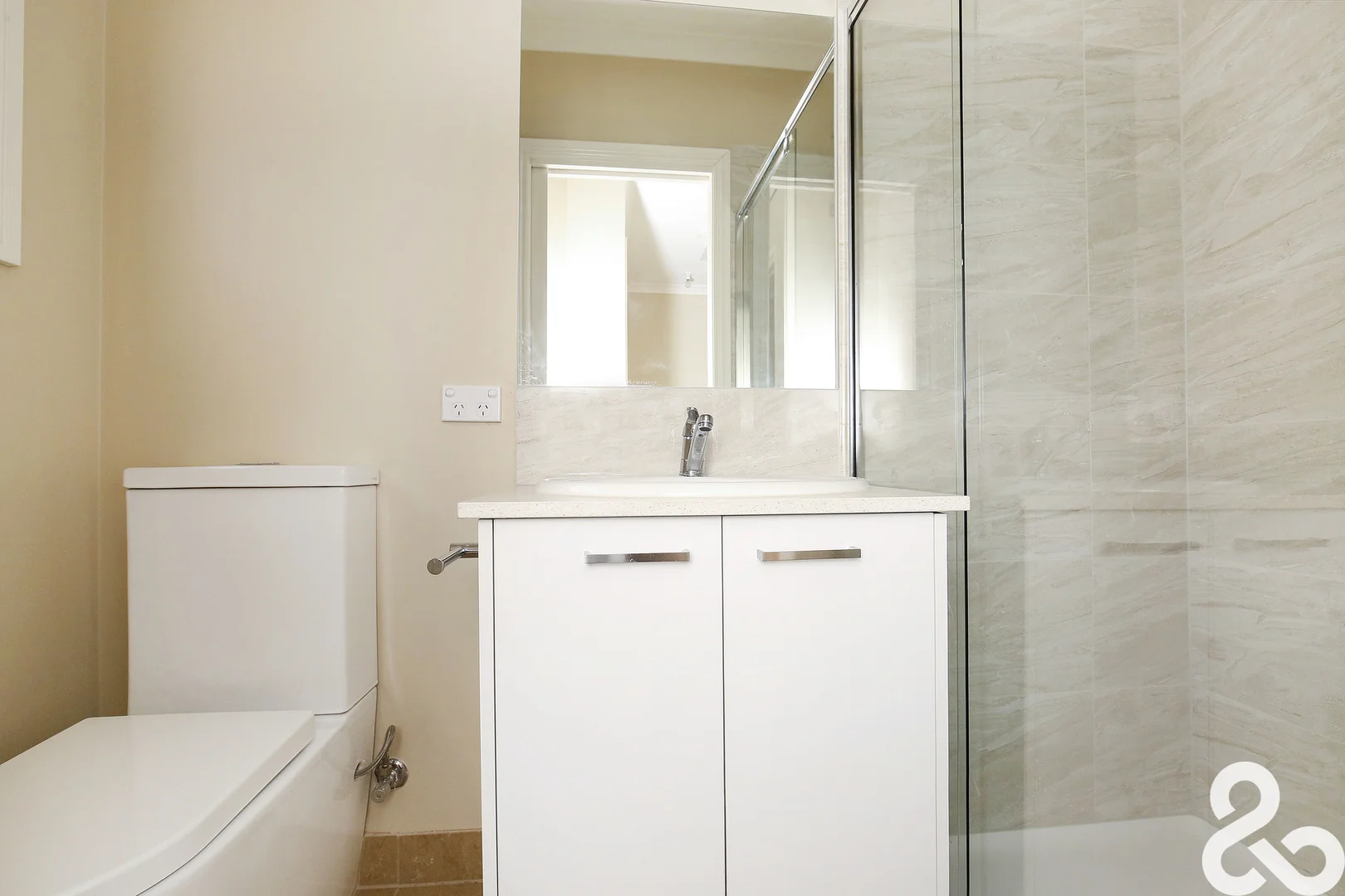 Additional image 6 of 2/105 Purinuan Road, Reservoir VIC 3073