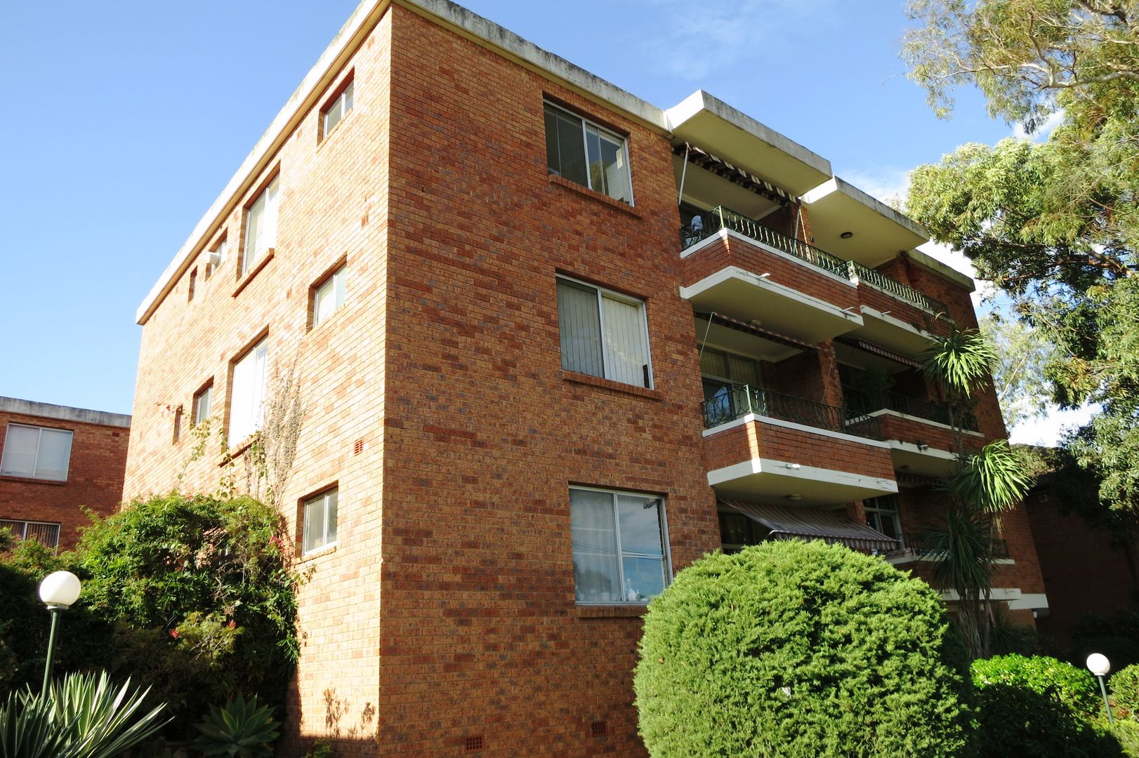 13/24 Empress Street, Hurstville Property History & Address Research